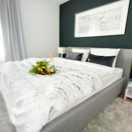 M-Style 02 Apartment Mit Balkon 24H Self-Check-In, Free Parking, Netflix Nuremberg Luaran gambar