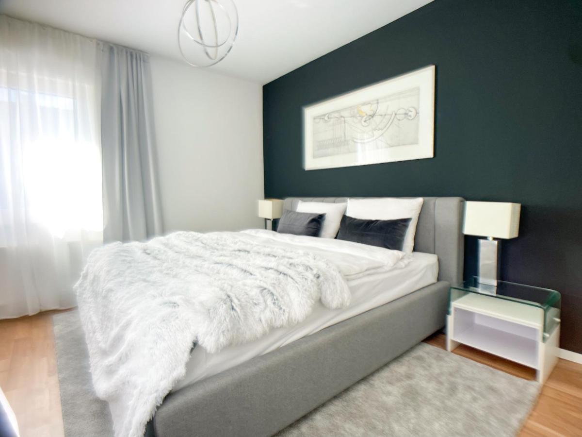 M-Style 02 Apartment Mit Balkon 24H Self-Check-In, Free Parking, Netflix Nuremberg Luaran gambar