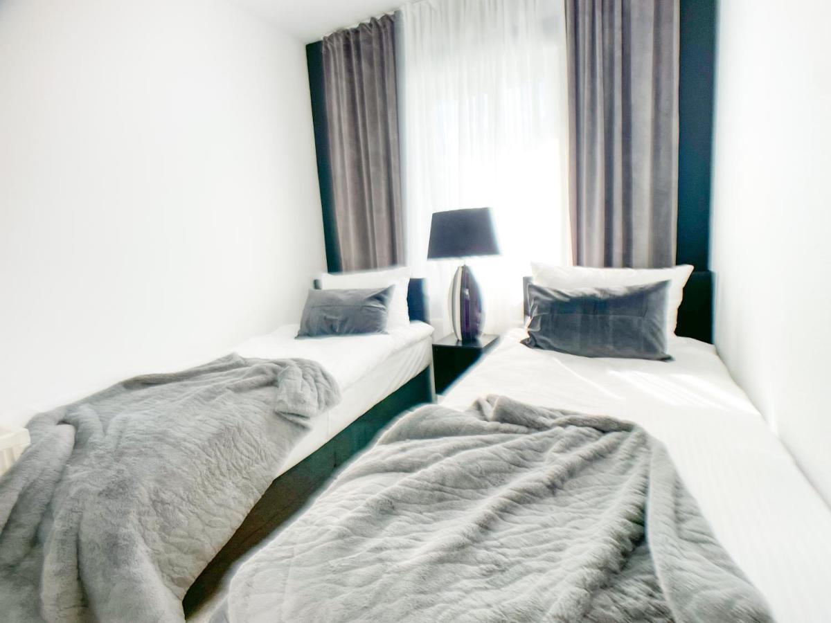 M-Style 02 Apartment Mit Balkon 24H Self-Check-In, Free Parking, Netflix Nuremberg Luaran gambar