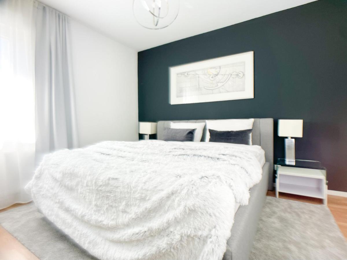 M-Style 02 Apartment Mit Balkon 24H Self-Check-In, Free Parking, Netflix Nuremberg Luaran gambar