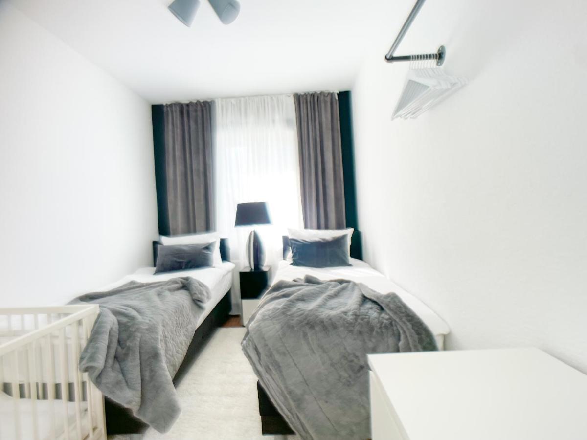 M-Style 02 Apartment Mit Balkon 24H Self-Check-In, Free Parking, Netflix Nuremberg Luaran gambar