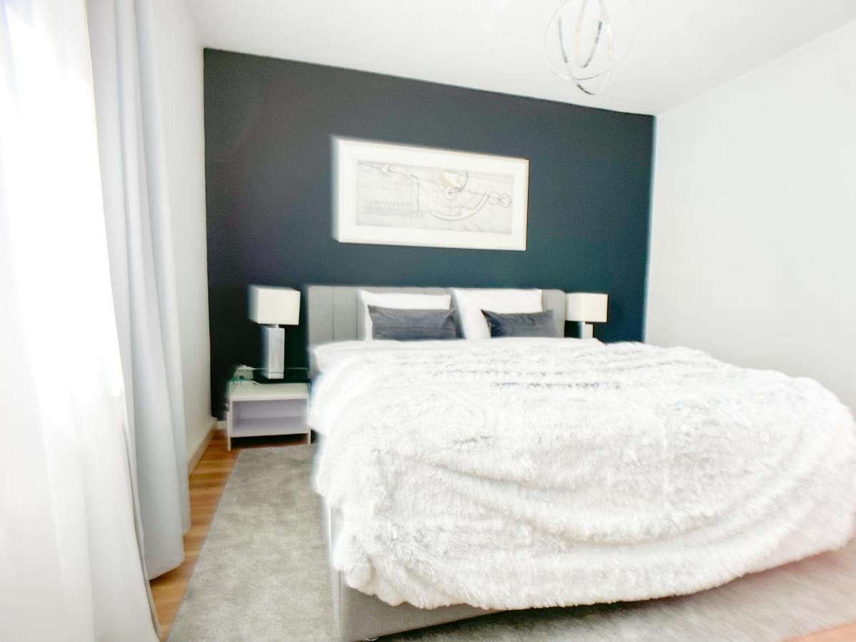 M-Style 02 Apartment Mit Balkon 24H Self-Check-In, Free Parking, Netflix Nuremberg Luaran gambar
